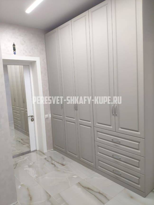 Распашные шкафы Пересвет
