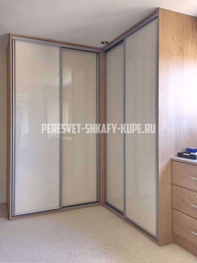 Шкафы угловые Пересвет